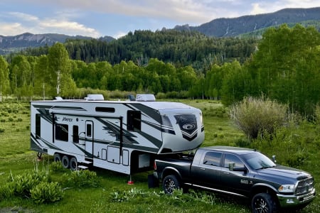 Gilbert AZ 2021 Genesis Supreme Rv Vortex 3718 VXL