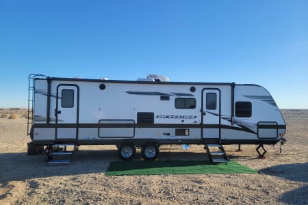 Murrieta CA 2022 Jayco Jay Feather 27BHB