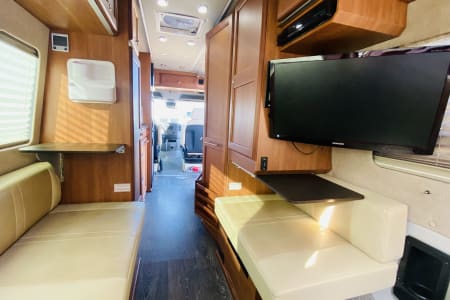 Apache JunctionRV rentals