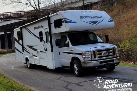 LorainRV rentals