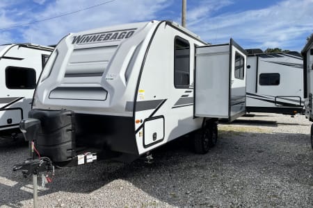 2022 Winnebago 2108DS