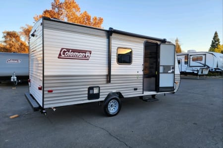 travel trailer rental roseville ca