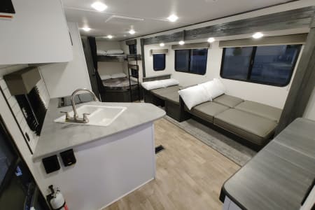 New 2022 Keystone RV Hideout 26BHWE