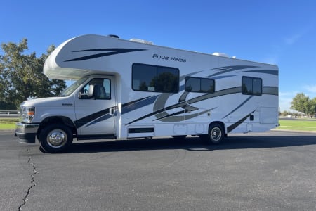 2023 Thor Motor Coach 2023 E450 28A Four Winds