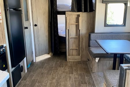 Apache JunctionRV rentals