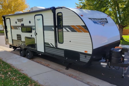 2022 Forest River Wildwood X-Lite - Great for families!