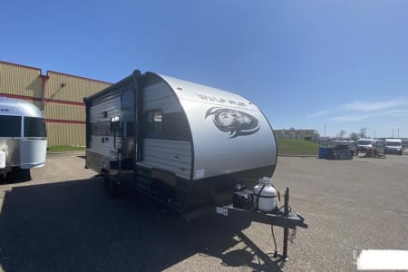 Brand New 2022 Forest River Cherokee Wolf Pup bunk house