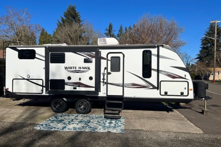 Jayco White Hawk - Bunkhouse with outdoor kitchen