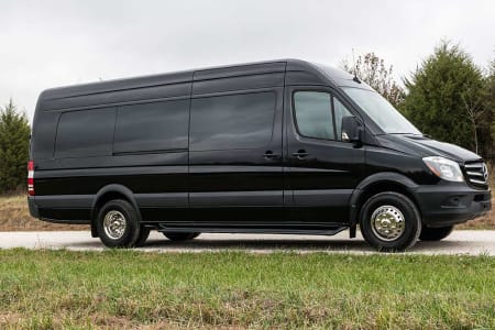 Mercedes Sprinter 15 Passenger Executive Van ** SUPER CLEAN **