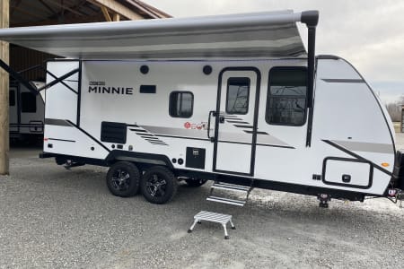 2022 Winnebago Micro Minnie **Free Horse Park Delivery**