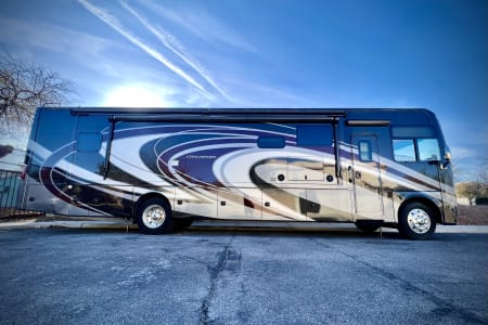 Reno NV BURNING MAN 2024! Upgraded 2018 Thor Challenger, 1.5 bath