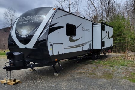 NarrowsTooCampingResort Rv Rentals