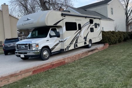 2019 Thor Chateau perfect for families