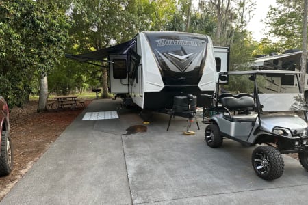 toy hauler with optional golf cart