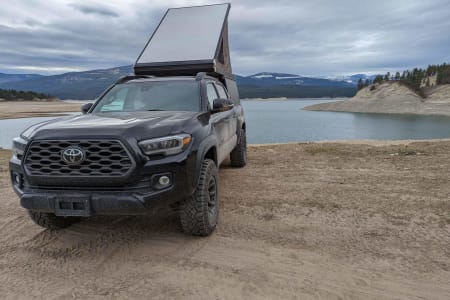 2021 Toyota Tacoma with Go Fast roof top Camper