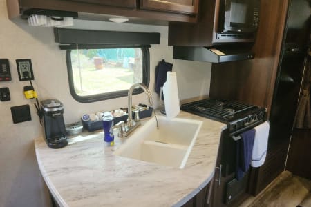 StrangeCreekCampOut Rv Rentals