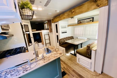 Lake House on Wheels 2016 Keystone RV