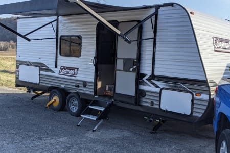 2022 Aspen Trail Aspen Trail Trailer comes with all the camping essentials.