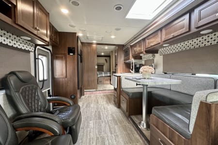 Apache JunctionRV rentals