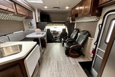 Apache JunctionRV rentals