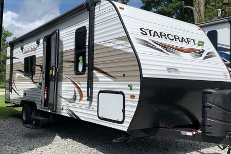 2022 trailer with bunkbeds, family and pet friendly