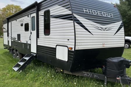2020 Keystone RV Hideout LHSs. No truck? Delivery available to campsites