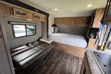 RV Rental bakersfield,California-(CA)