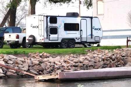 RV Rental des-moines,Iowa-(IA)