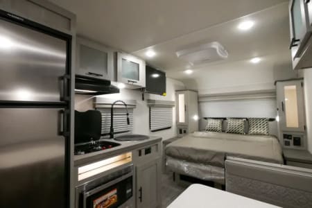 RV Rental des-moines,Iowa-(IA)