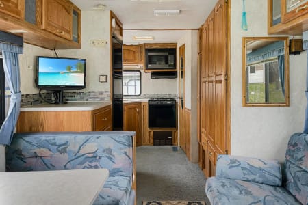 Balsam Lake WI 1994 Ultrasport Mini Motorhome - DELIVERY ONLY