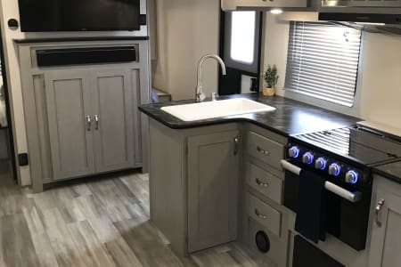 AshtonRV rentals