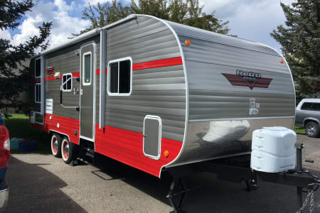 2018 Riverside RV Retro