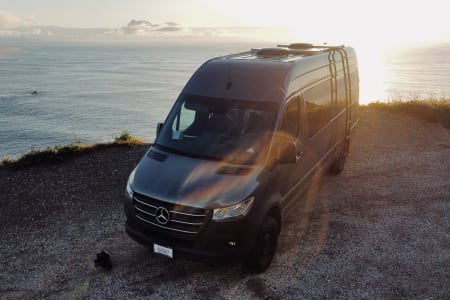 SUGI: THE FAMILY VAN - 2022 4×4 MERCEDES-BENZ SPRINTER