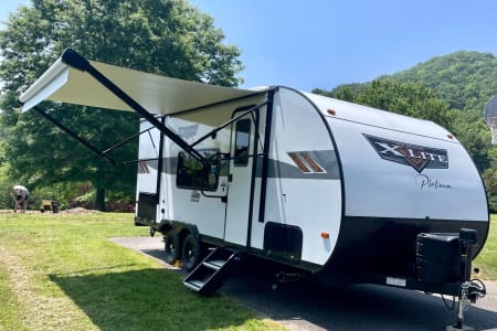 CampfireLodgings–Asheville Rv Rentals