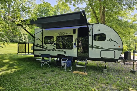 2022 Forest River Cherokee Wolf Pup Black Label Toy Hauler