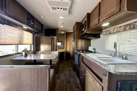 Apache JunctionRV rentals