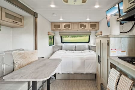 Gold HillRV rentals