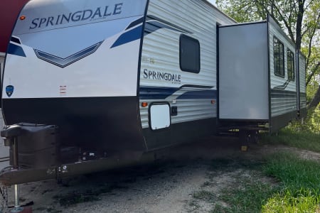 2022 Keystone RV Springdale- Great for families! Delivery Only