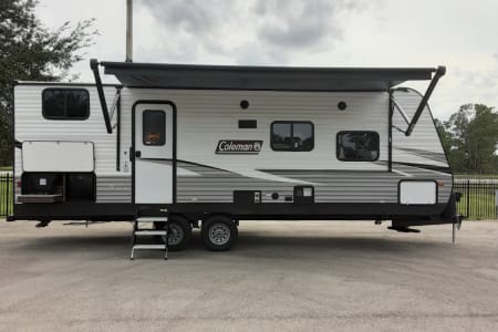 2022 Dutchmen Coleman Lantern Travel Trailer