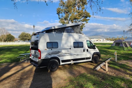 RV Rental inland-empire,California-(CA)