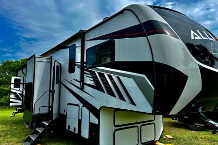 RayRobertsLakeStatePark Rv Rentals