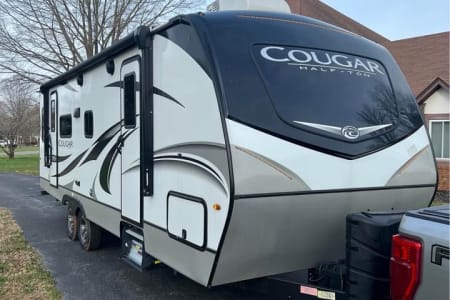 Grove City OH 2022 Keystone RV Cougar