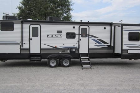 2022 Palomino 32-BHQS