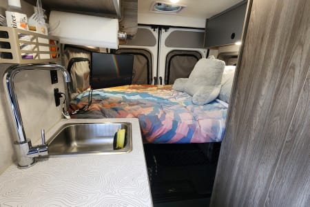 RV Rental riverside,California-(CA)