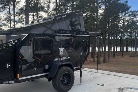 2021 Mission Overland Summit - Off grid & off road popup