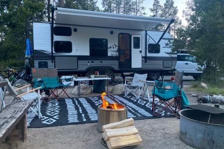 RedfishLakeLodgeCampground Rv Rentals