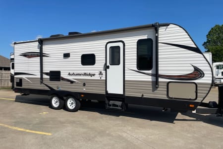 *CAMPING NINJAS* Fully Stocked - 2019 Starcraft Autumn Ridge Outfitter