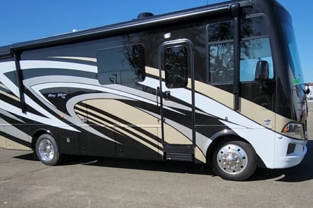 travel trailer rental cleveland ohio