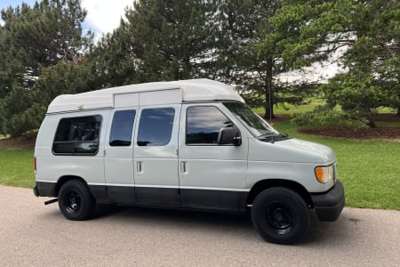 Little Luigi - Our 1999 Econoline Camper Van