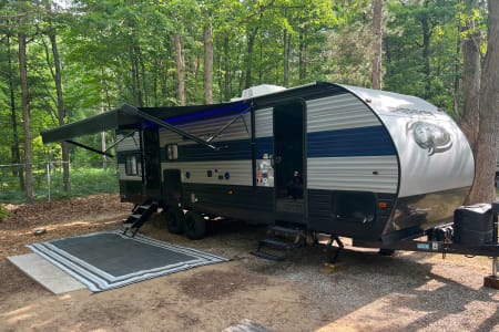 *2022* Forest River Cherokee Camper